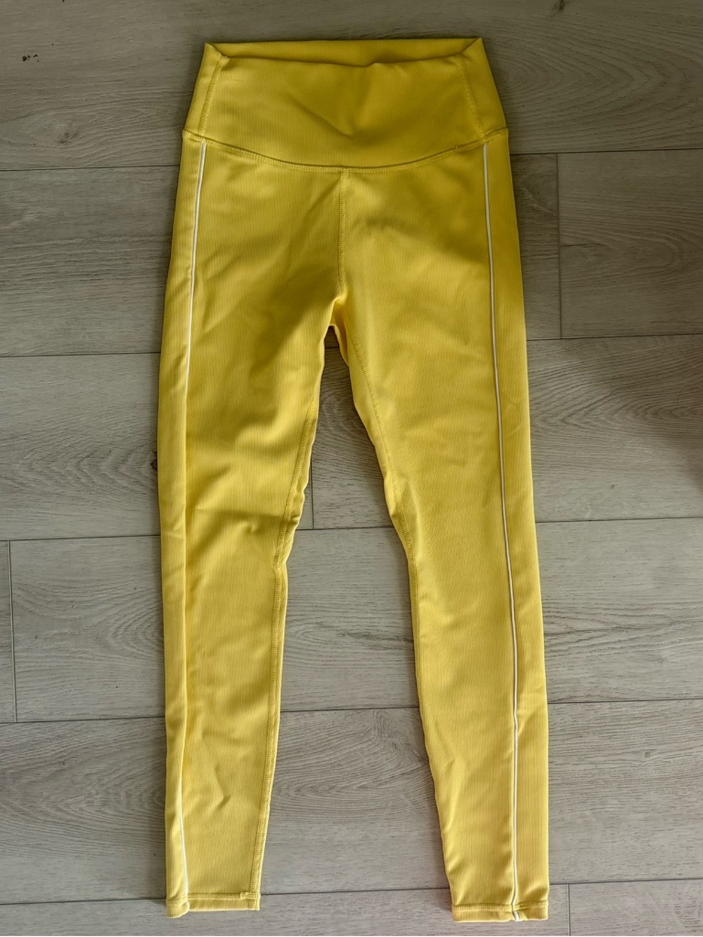 Wilo the Label Yellow High-Waist Active Leggings